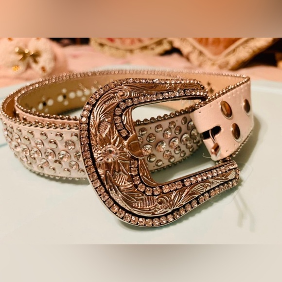 Beautiful Western Crystal Belt main image 5